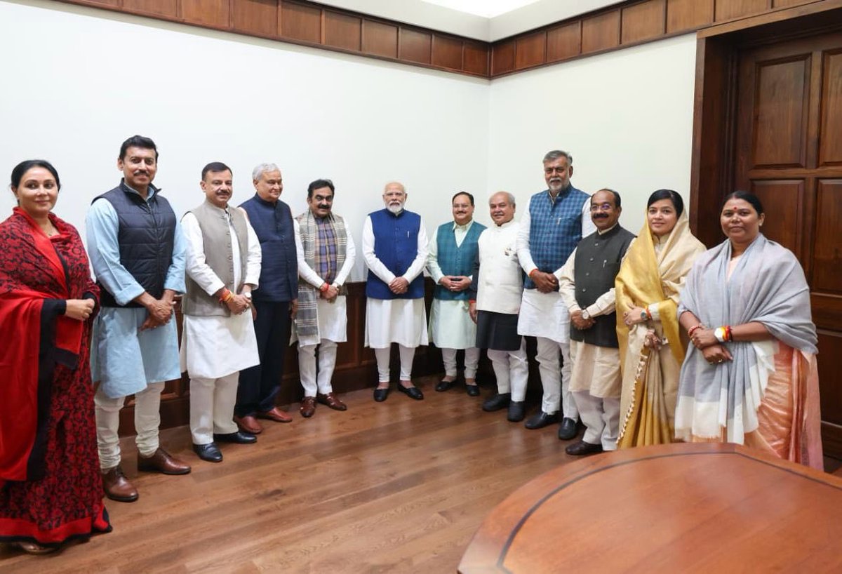 drbrajeshrajput's tweet image. कौन बनेगा मुख्यमंत्री ? सस्पेंश बरकरार #MPElection2023