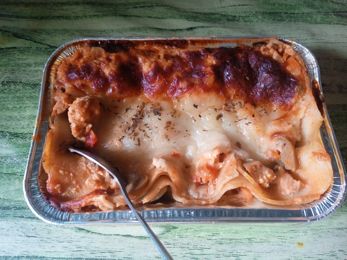 _Zack2048YT_'s tweet photo. Well before that gotta have some lunch, going to be Garfield for a bit &amp; have some lasagnia, hope I spelled that correctly https://t.co/uJpzFZsVx8