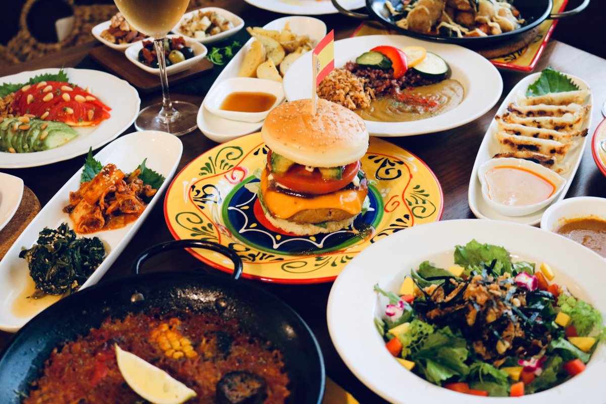 🇪🇸Hola🕺

本日ディナーの営業でございます♪
🌙17:00〜22:00(LO 21:00)🍽️

心よりご来店お待ちしております🧑‍🍳✨

【ご予約】
☏0422-30-9900
lin.ee/WfjQnKg

#レストラン
#ヴィーガン