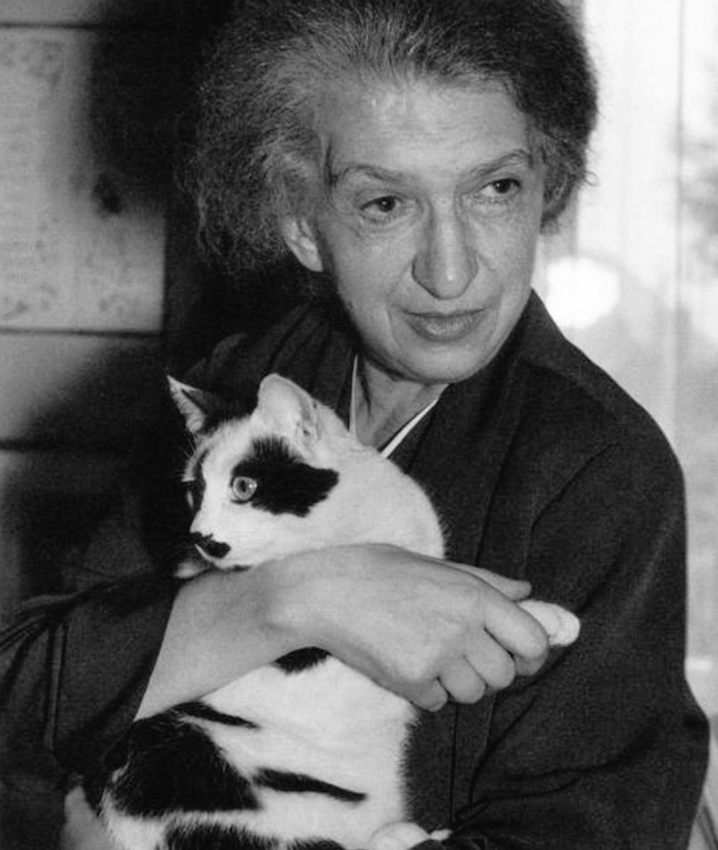 Letnapark's tweet photo. ...oder Beethoven!
Was war das Besondere an ihrem Spiel? Wer ihr zuhörte, fühlte sich in eine andere Welt entrückt, in ein Reich jenseits von Raum und Zeit, von Leben und Tod.- J. Speckmann
Clara #Haskil *7.1.1895 Bukarest - 7.12.1960 Brüssel
https://t.co/0ab1IzoGqe https://t.co/mEYzc64xTc