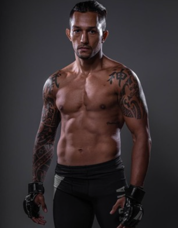 Big_SteveMMA's tweet photo. I have already played Ribeiro for tomorrow's #BraveFC card. Can anyone tell me how this line doesn't have value in spades? https://t.co/4QCWGvHA7D