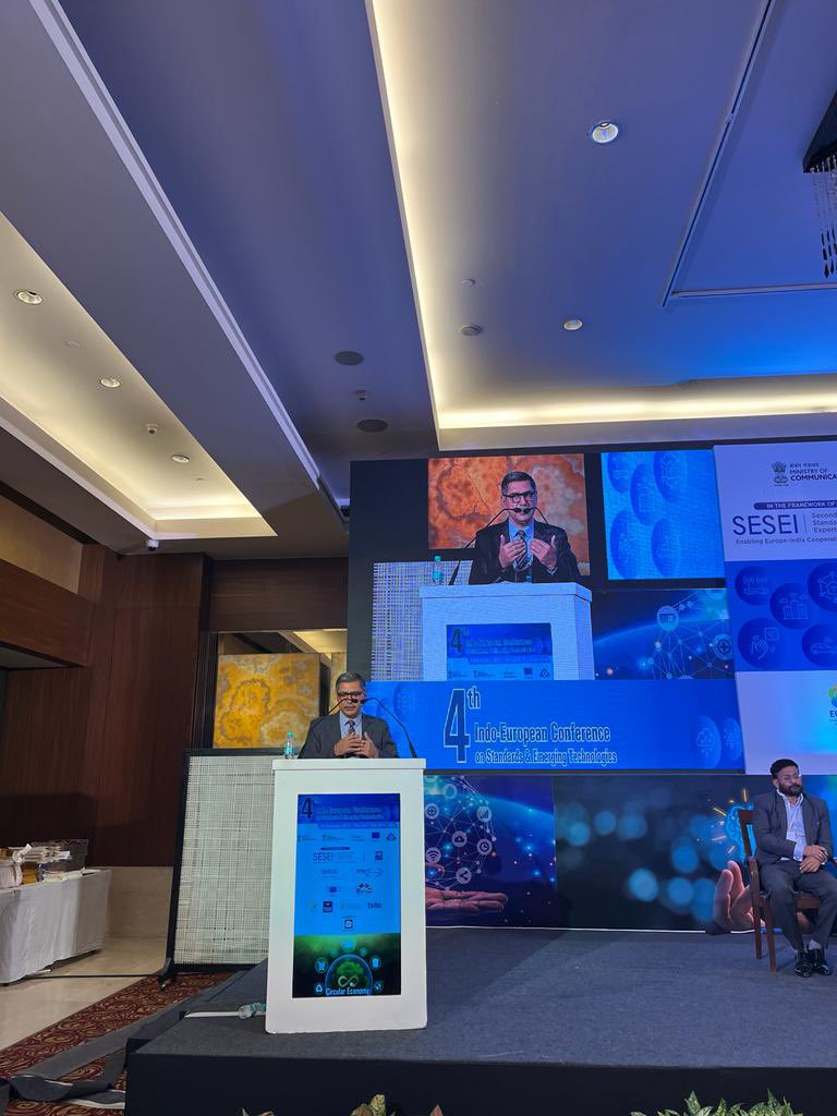 euprojectsesei's tweet photo. Mr. Vipin Sahni, Executive Director, CIl-Institute of Quality during the #4thindoEUSummit in New Delhi.
#SESEI #EXPORTS #STANDARDIZATIONS #EUREACH https://t.co/mT8G5bipV1