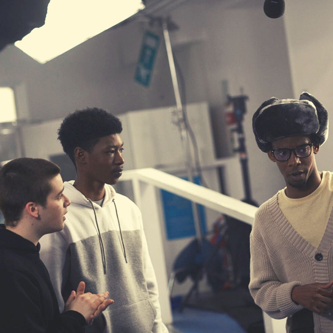 BTS Sneak peak on the set of ‘Beat It’ ✨ To find out more about the programmes we can offer your school this year, reach out to us at info@diversevoices.co.uk – we look forward to hearing from you! ❤️ 👉 buff.ly/44SHmyq 👈 #KS3 #PSHE #RSE #edutwitter #ukedchat #SLT