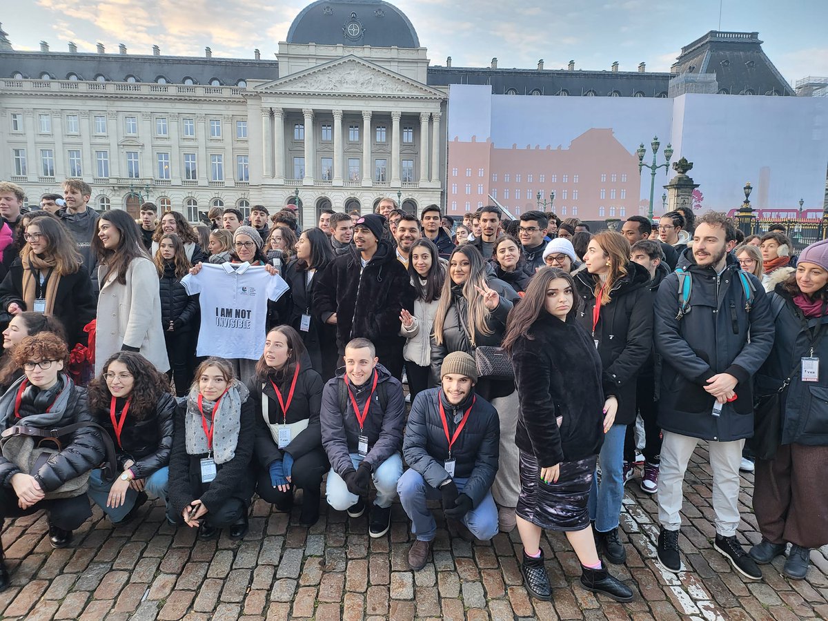romaeducation tweet media