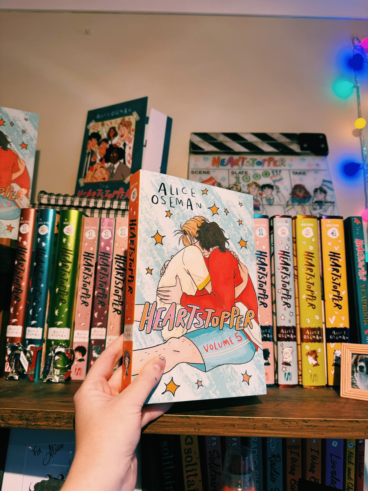 Alice Oseman Updates on X: Heartstopper Volume 5 (UK edition) is OUT  NOW!!! I really hope you enjoy it!! ✨✨✨✨✨  / X
