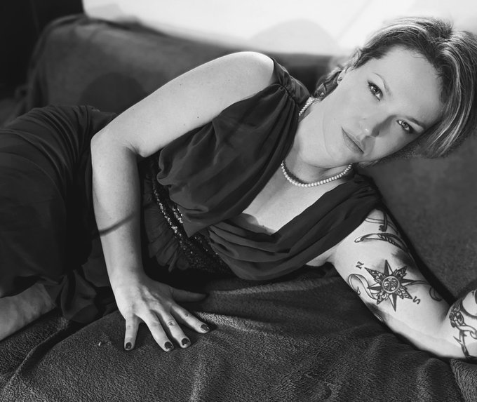 I am your goddess ✨ https://t.co/vmVO502TdN