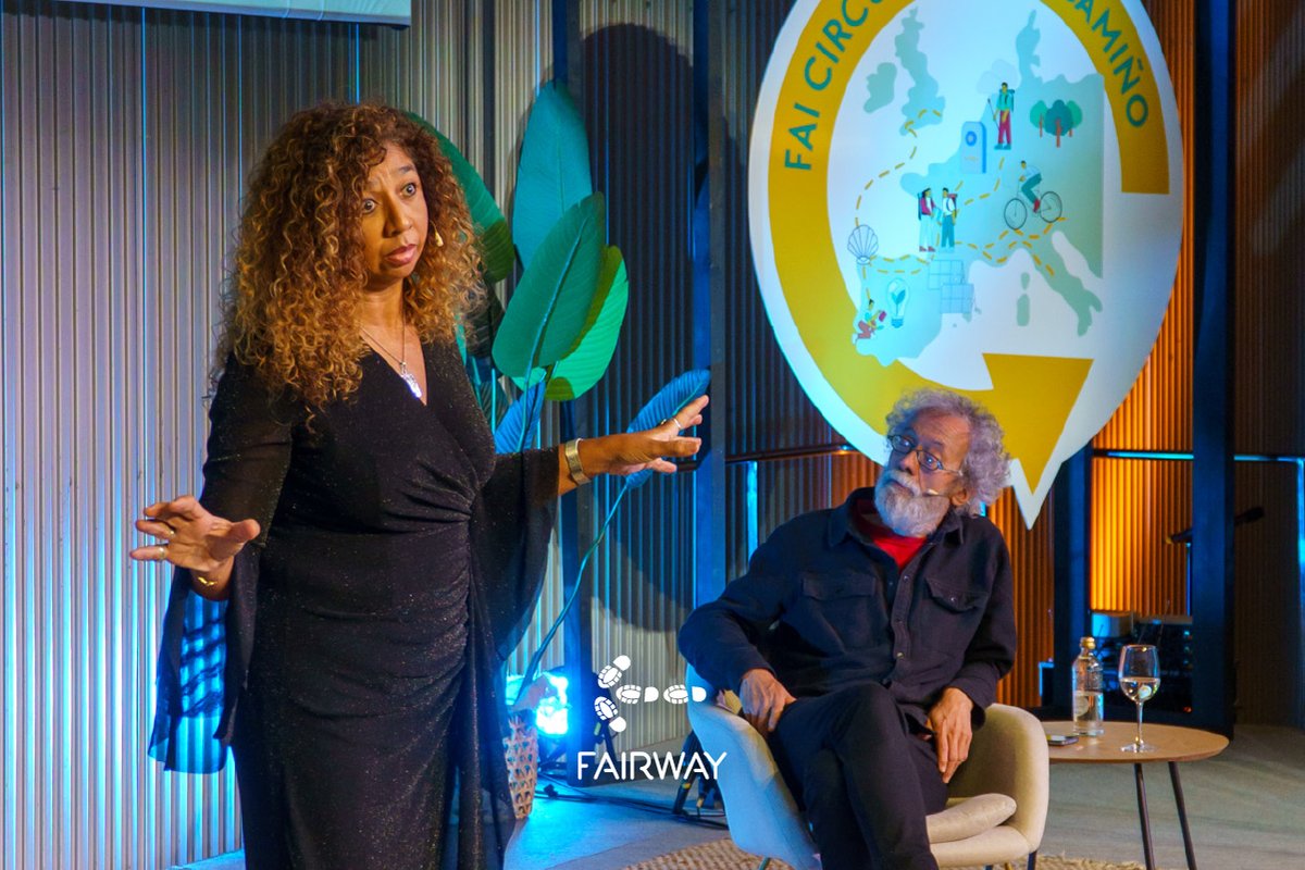 ✨ E hoxe, pechamos este repaso á última edición de #FairwaySantiago co Open Day. 
🙌 Moitas gracias a todos os que buscastes un oco nese día festivo para achegarvos ó V Fórum do #CamiñoDeSantiago!