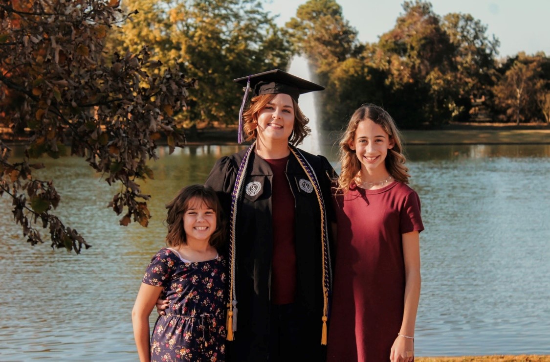 MGAstateU's tweet photo. No πtion needed. βοΈ #MGAGrad #Knighted23
#MGA's commencement ceremonies continue today at 9am! π₯³ Find everything you need to know about graduation: https://t.co/wbRK6nzyJq https://t.co/JFvW01uLZX