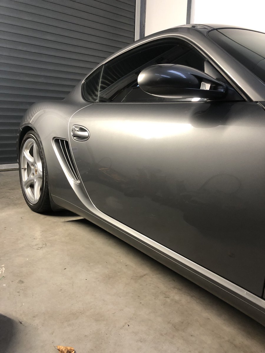 When it l👀ks this good, do we need to say more? #academy888ltd 
#porsche #cayman987
#ceramiccoatings
#ceramic
#windowtints
#waxisdead #expel
#detailing #vehicledetailing