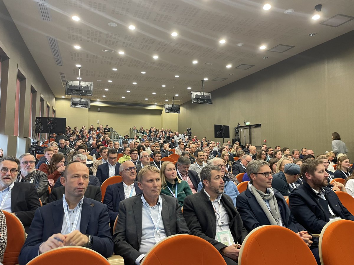 GrDF_RioPlus20's tweet photo. @CCI_hdf @rev3 @PhHourdain @LefebvreWLY @GRDF @hautsdefrance @FredericMotte @villedebethune @rev3 @grdf #corbi https://t.co/jgsR6JtGlL