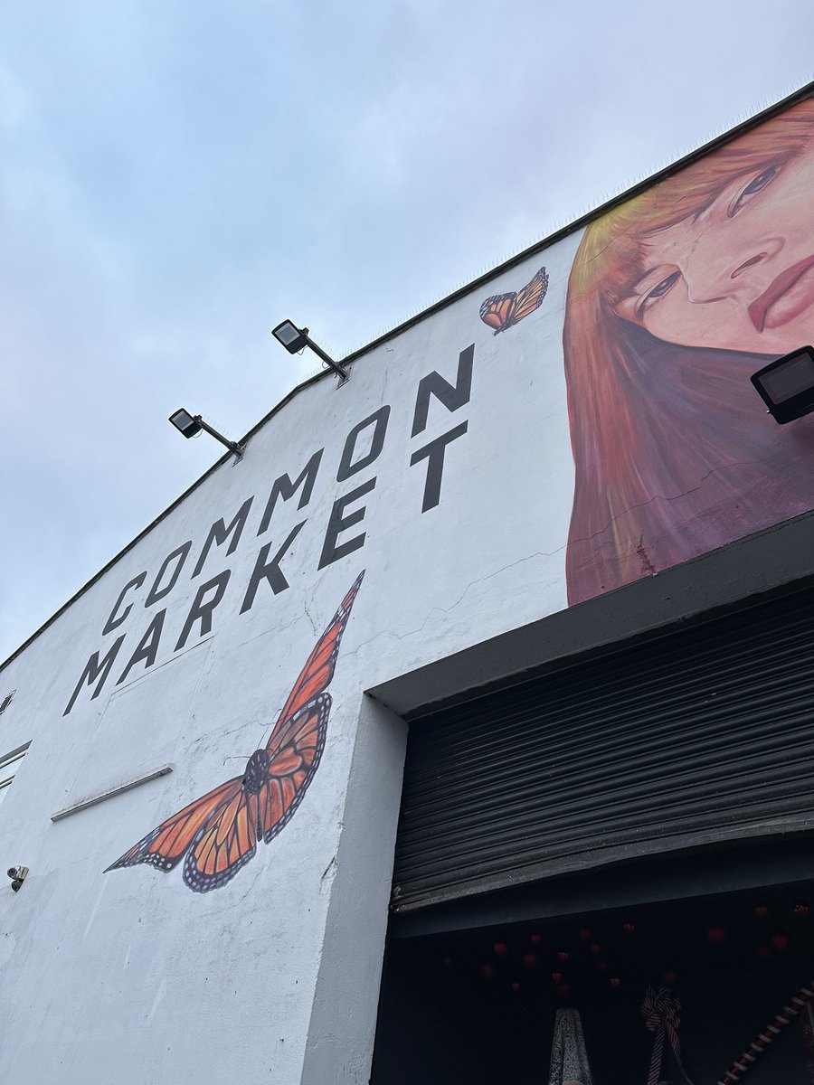 Rebecca084000's tweet photo. A lovely day walking around Common Market and Belfast Christmas Market🎄The Belfast Christmas Market is expected to bring up to £75 million into Belfast’s economy, with more than 1 million expected to visit. It has also been ranked one of the top Christmas markets in the UK #ITTM https://t.co/nybf52MgA3