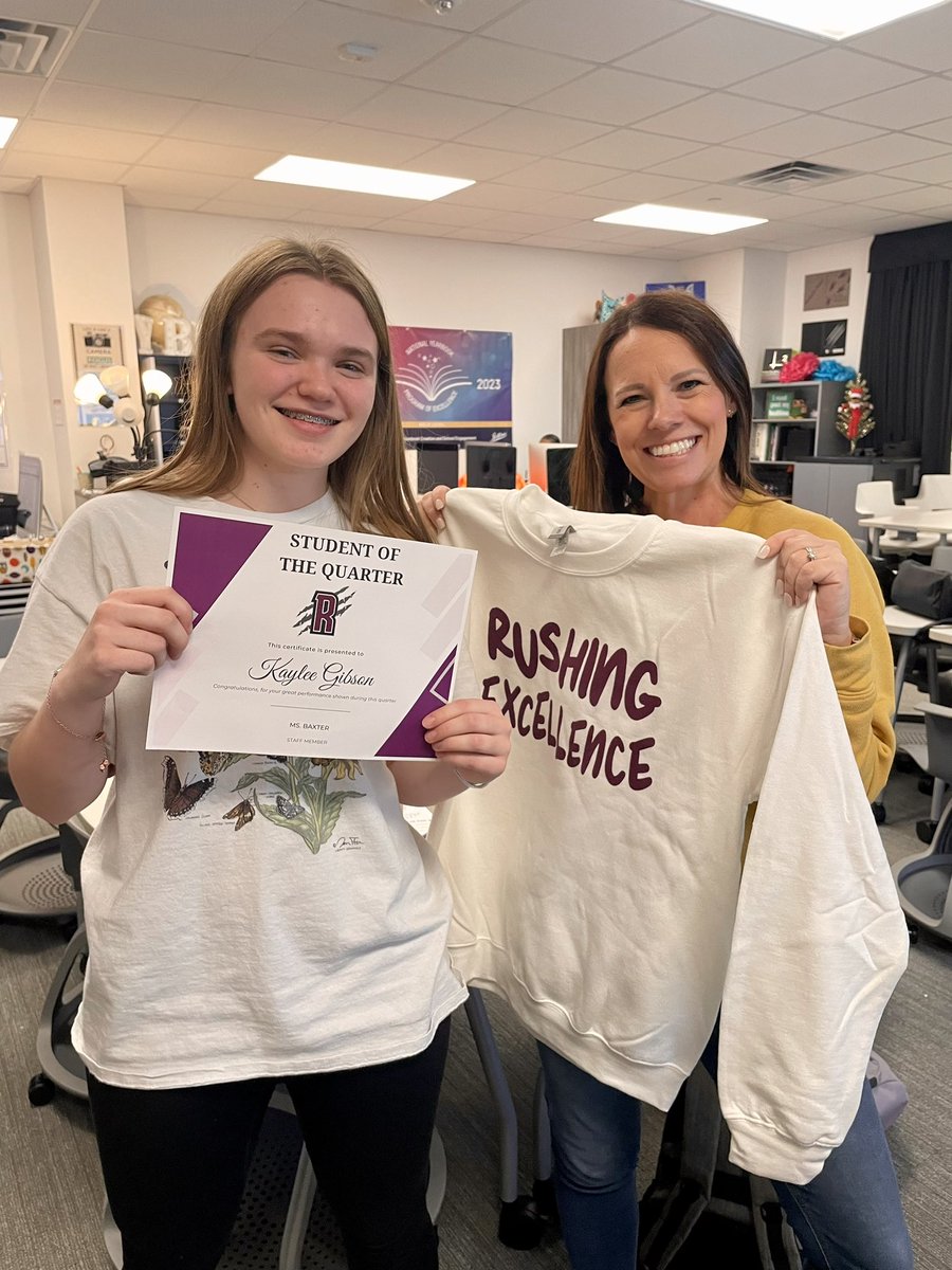 aggiecarrie83's tweet photo. My student of the quarter is kind, hard working, and shows excellence in everything she does! I can’t wait for everyone to see the amazing work she has done on the yearbook! 🤩 #captionqueen @ProsperRushing https://t.co/FFcWYyt9vI