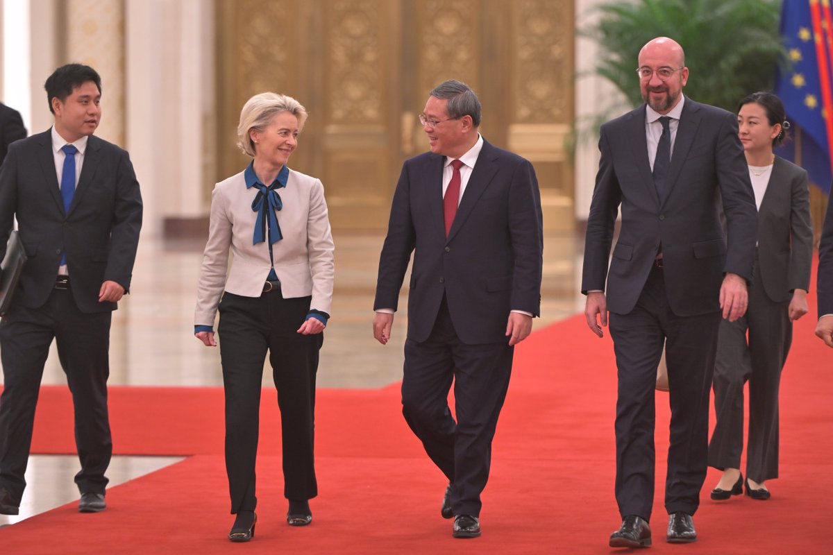 🇪🇺🇨🇳 EU-China Summit in Beijing

📸 All the photos, 📽️ videos and ℹ️ info available on ↓
europa.eu/!V7TK9H