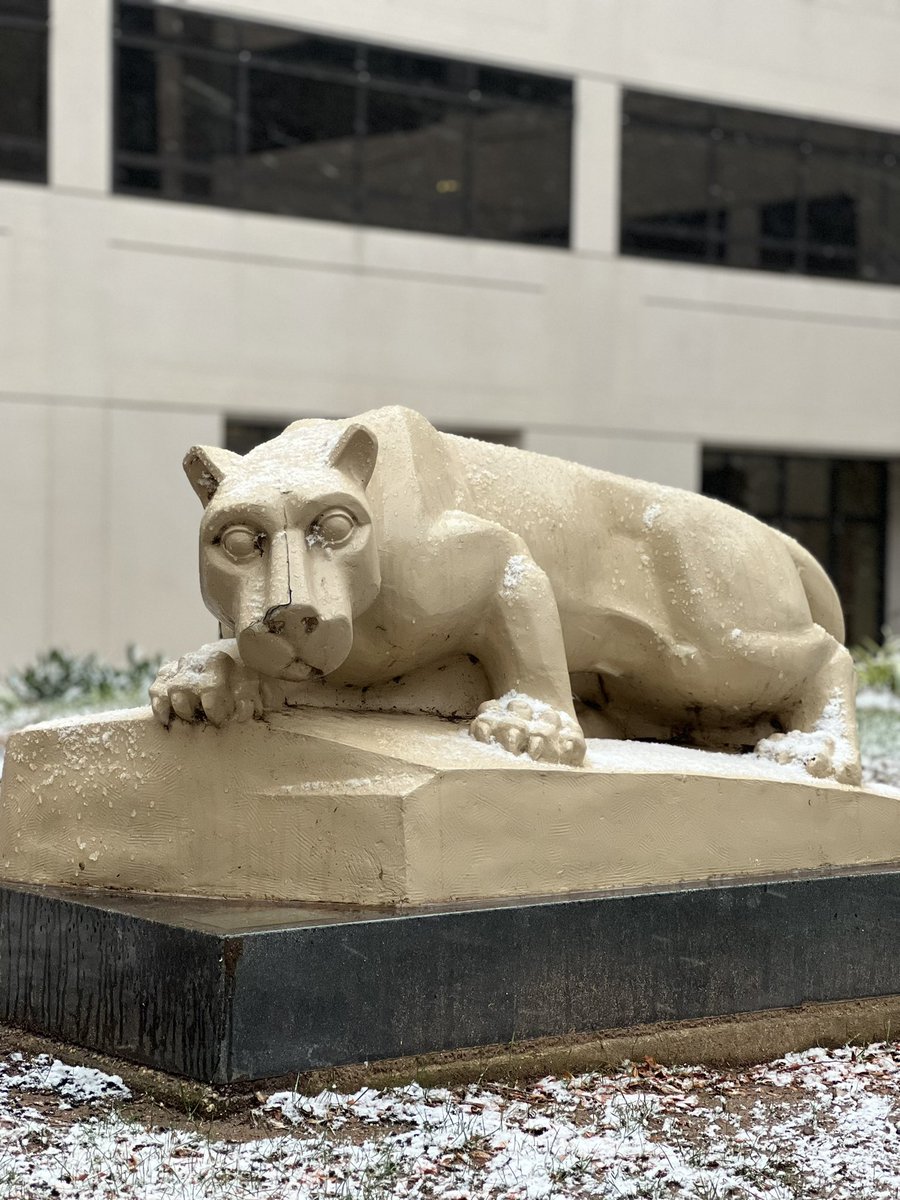 AmyLWard_'s tweet photo. Campus is sparkly today ❄️ 

#PennStateCollegeofMedicine #PSCOM #Snow #HersheyPA https://t.co/qXMMioLOCS