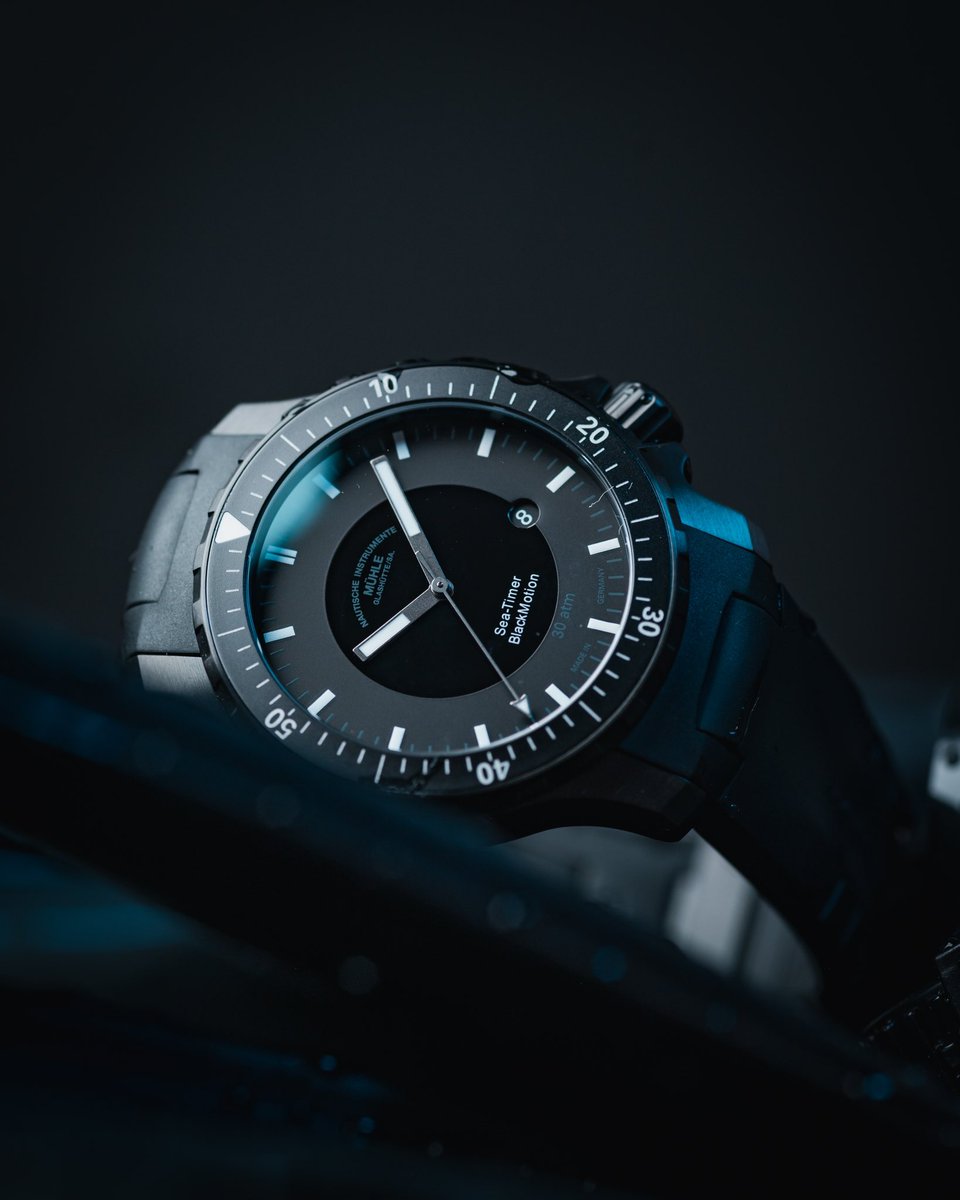 TheBlueCoLondon's tweet photo. The @MuhleGlashutte Sea Timer BlackMotion is designed for all outdoor adventures, designed to withstand the harshest of conditions, it is the perfect timepiece for diving thanks to its 300M water resistant, mountain climbing with its highly legible dial, and general exploring. https://t.co/LYQdvY1ekt