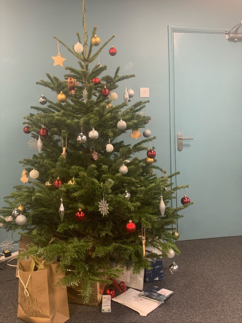 _newdesigngroup's tweet photo. The secret Santa gifts are under the NDG tree which can mean only one thing… our office &amp; showroom will be closed tomorrow (8th Dec) whilst we enjoy our well earned Christmas party! 🎄

⭐️We’ll be back in as normal on Monday ⭐️ https://t.co/b8dnwkTRtk