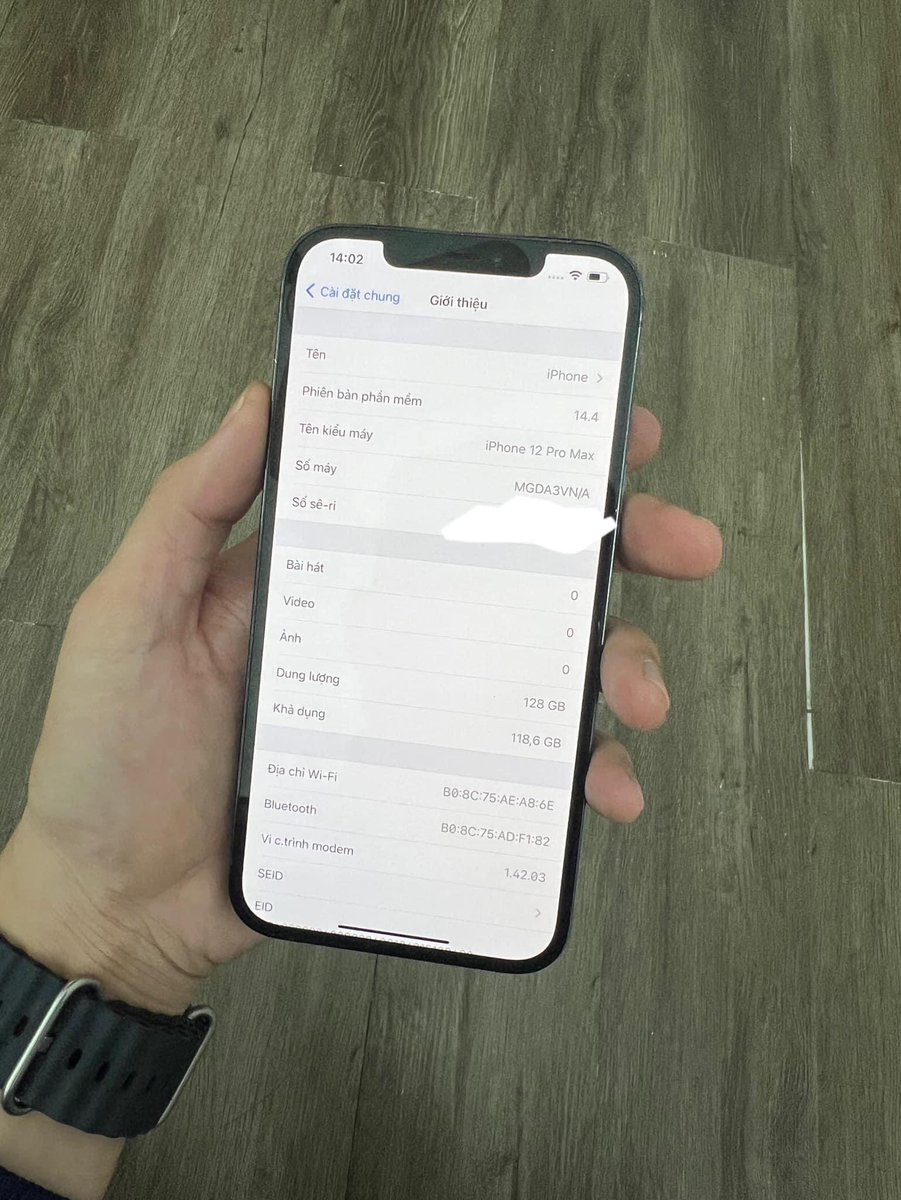 NeychimJr's tweet photo. 12 Promax 128GB Blue VN/A 98.5% thay pin zin bóc máy 97% ios cổ 14.4 hiếm lắm 😘😘
Giá : 1x
Bảo hành cửa hàng trách nhiệm cao 6 tháng
📲 0888.930.930 (zalo, tele)
💳 Hỗ trợ thanh toán Visa, Master card, trả góp 0% lãi suất
#m1store #12promax https://t.co/Bnfm33Z10d
