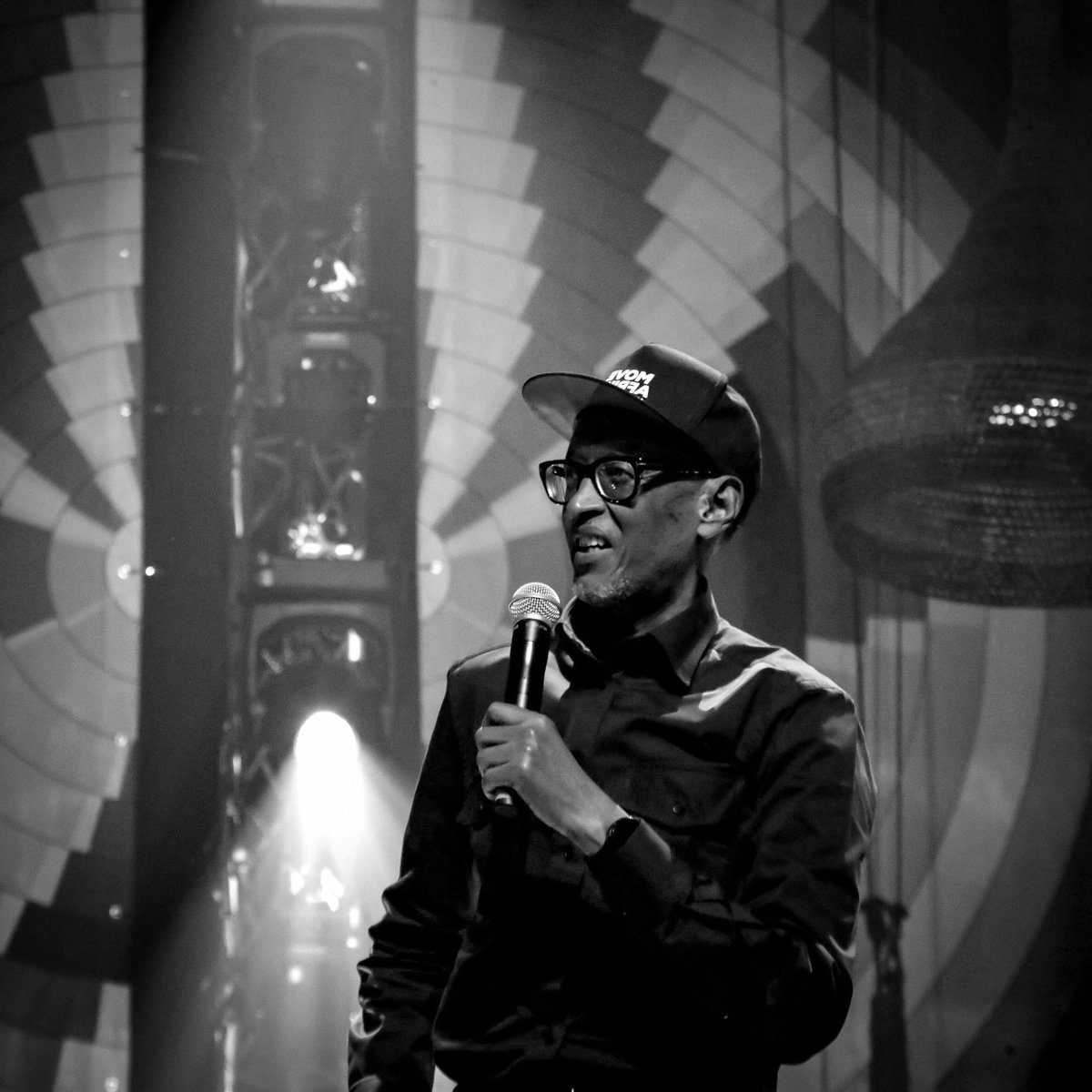 ShemaMike_'s tweet photo. Some of last night's monochromatic pictures 🖤 https://t.co/3bA3eHtaMh