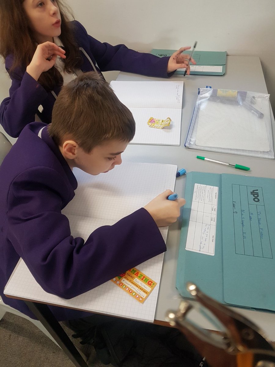 Mrs Melbourne tweet media