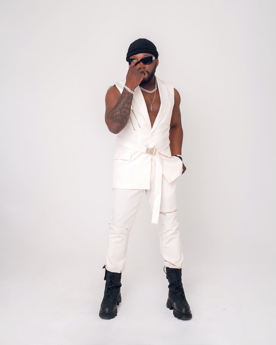 Amazing Radio tweet media