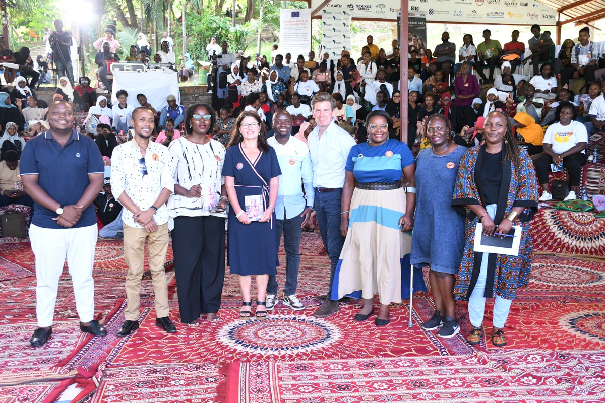 malenga001's tweet photo. I was a panelist this morning as we discussed how strategic partnership can curb SGBV cases. 
Stretchers Against GBV
#SilencedNoMore 
#16DaysOfActivism
@EUinKenya
@StretchersYouth
@denmarkinkenya https://t.co/cinoqg6Cxn
