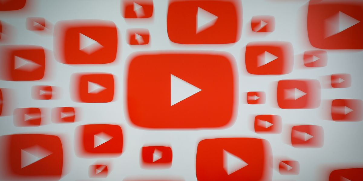 TalkAIToday's tweet image. 🤖🇺🇸 #YouTube&apos;s new AI detects and demotes videos with plagiarized content. This shift aims to enhance creator originality and may influence how entrepreneurs approach content strategy. Adaptation is key! #ContentCreativity

---
Source: vox