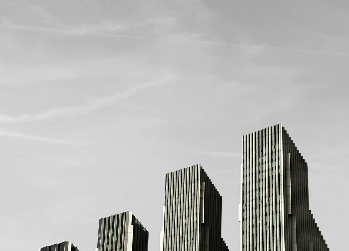 📝 Atlas Real Estate Analytics ha lanzado su informe "Estado y tendencias del Senior Living en España 2024", un estudio sobre su evolución,  oferta y principales operadores, tendencias y pipeline, además de la evolución demográfica que lo alimenta:

seniorlivingforum.es/500-millones-d…