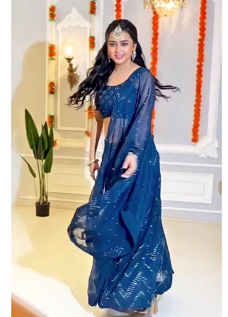 GAv7ghtawAAhtlz?format=jpg&name=medium