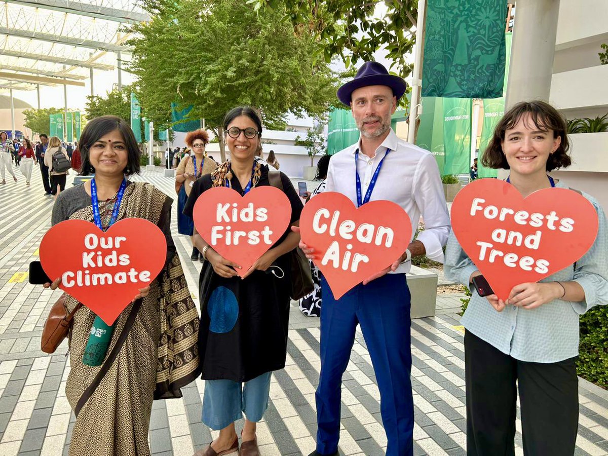 Our cities need to be transformed into places where all children can thrive Children need #CleanAir & green spaces! Excited that @BhavreenMK discussed this & got support to put #KidsFirst from brilliant change makers @Gupta_ReenaG & @MarkWatts_ & @shrutinray of @c40cities #COP28