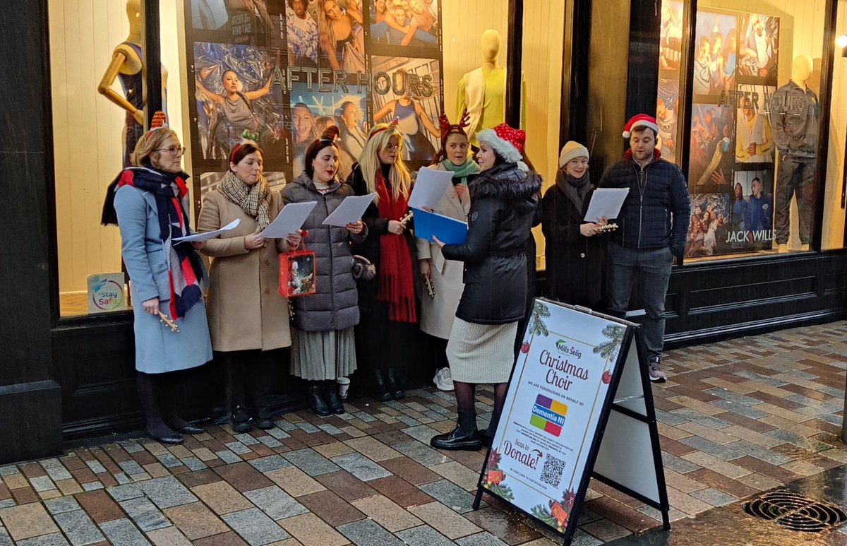The weather will not stop the <a href="/mills_selig/">Mills Selig</a> Christmas Choir! 🌲🎤🎅

Raising funds for <a href="/Dementia_NI/">Dementia NI</a>

Click to donate: bit.ly/MS-ChristmasCa…

#YourLegalTeam