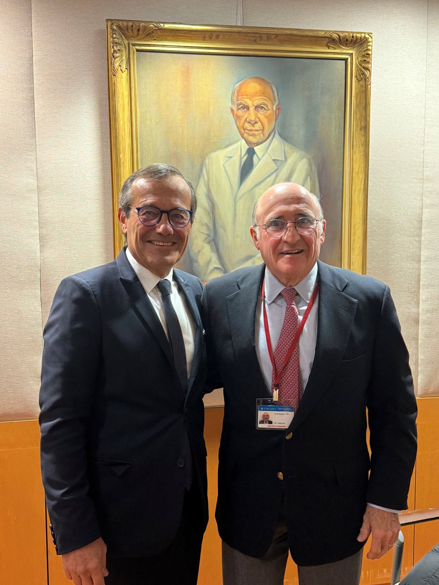 2 of the greatest shoulder surgeons of all time alongside Dr. Neer. <a href="/OrthoColumbia/">Columbia Orthopedics</a> thrilled to host Dr. Gilles Walch - consummate surgeon, educator, mentor, and friend. So great to have Dr. Bigliani attend this special lecture! <a href="/ASESmembers/">American Shoulder and Elbow Surgeons</a> #GOAT <a href="/MSOSOrtho/">Medical Student Orthopedic Society</a>