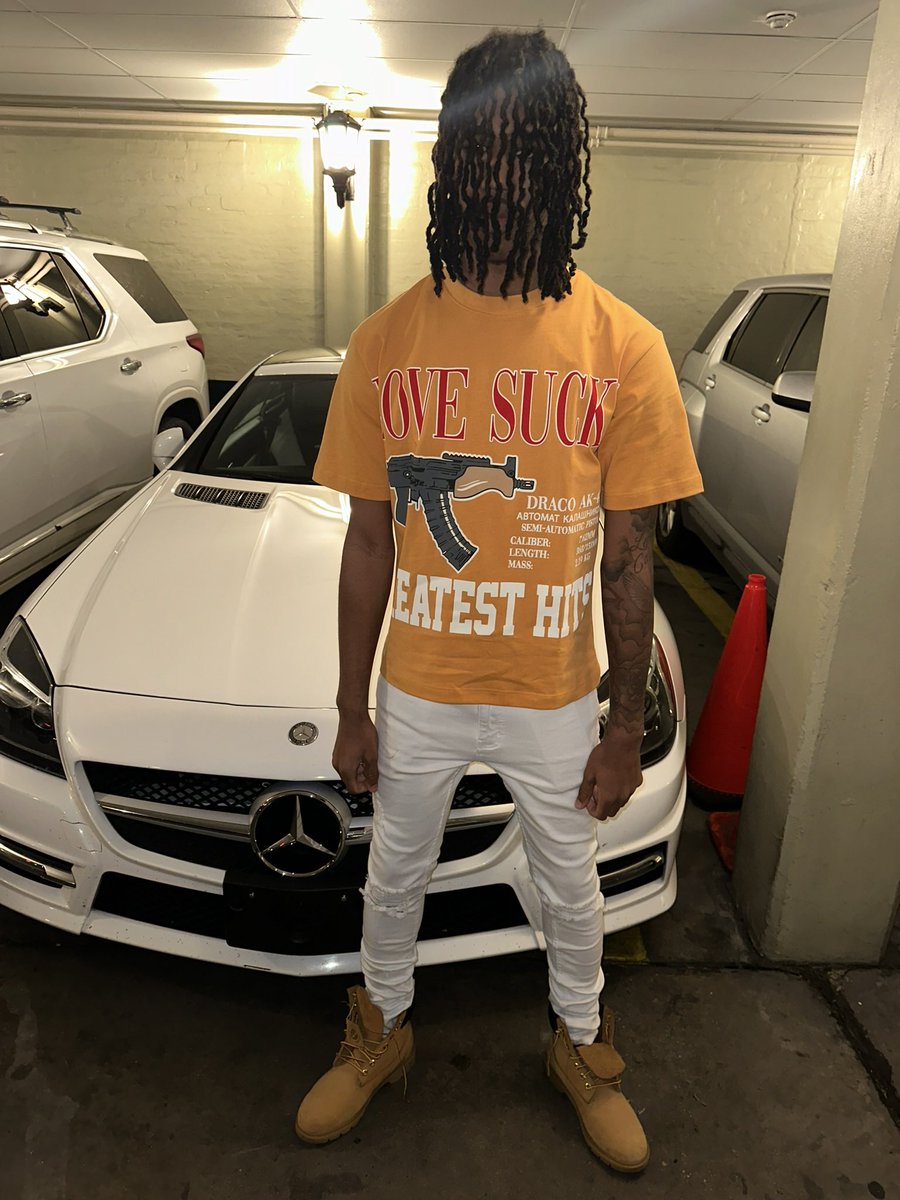 _2xscreamin's tweet photo. went and fucced his b**** made em break up like da warriors ⛹🏽‍♂️ 

#GramFam 🐯 https://t.co/xRqJFWHrQY