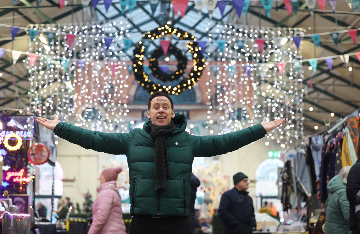 bbcnipress's tweet photo. There is a jam-packed schedule of festive treats on @bbcradioulster / @BBCRadioFoyle & @BBCSounds this December. Join @ConnorPhillips, @ItsMeHugoD & @kathyclugston as they 'kick off' Christmas live from the Island Arts Centre, Lisburn on Friday 8 December. https://t.co/bWkcMKtB8H https://t.co/30R3k5ioKk