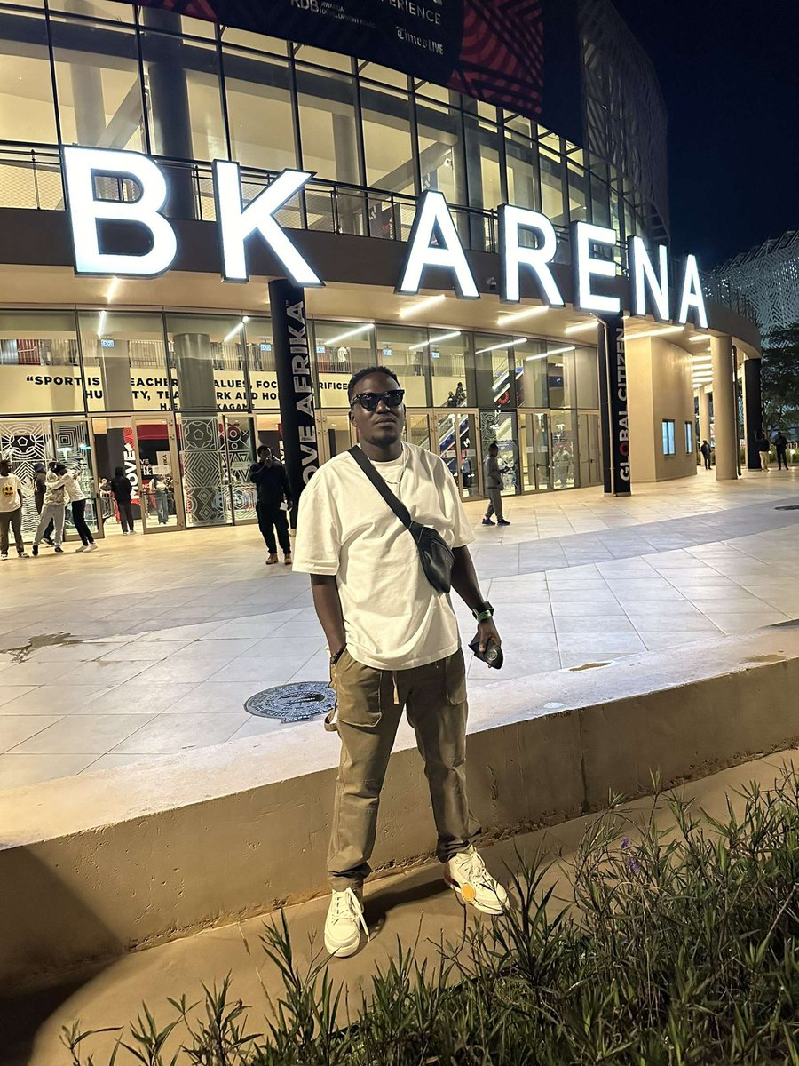 Liam_chill's tweet photo. So dope !!  This is Kigali 🔥 
#MoveAfrika #KendrickLamar https://t.co/sTpER33e4V