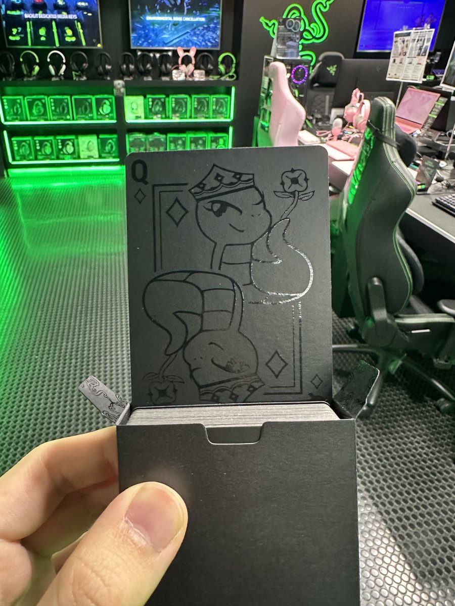 RAZER STORE】 なんと！ @RazerJPさんからシリアルナンバー入り