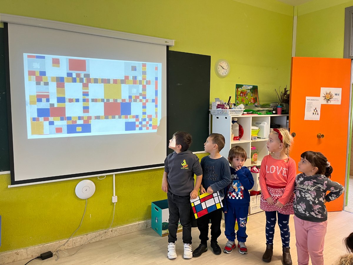 larramendibidea's tweet photo. Hiru urrats garrantzitsu jarraitu ditugu Matisse, Mondrian, Kandinsky eta beste artista batzuk ezagutzeko:
🎤𝗘𝘀𝗰𝘂𝗰𝗵𝗮𝗺𝗼𝘀 𝗮 𝗹𝗼s 𝗽𝗲𝗾𝘂𝗲ñ𝗼𝘀 𝗮𝗿𝘁𝗶𝘀𝘁𝗮𝘀
📝𝗧𝗿𝗮𝗻𝘀𝗳𝗲𝗿𝗶𝗺𝗼𝘀 𝗰𝗼𝗻𝗼𝗰𝗶𝗺𝗶𝗲𝗻𝘁𝗼
👨🎨𝗖𝗿𝗲𝗮𝗺𝗼𝘀 𝗼𝗯𝗿𝗮𝘀 𝗶𝗻𝘀𝗽𝗶𝗿𝗮𝗱𝗮𝘀 https://t.co/Er1cTRPlM6