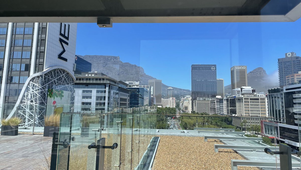 Attending the #HFSPMEETING2023 in beautiful Cape Town! Having a great time hearing about all the exciting biological research from around the world!