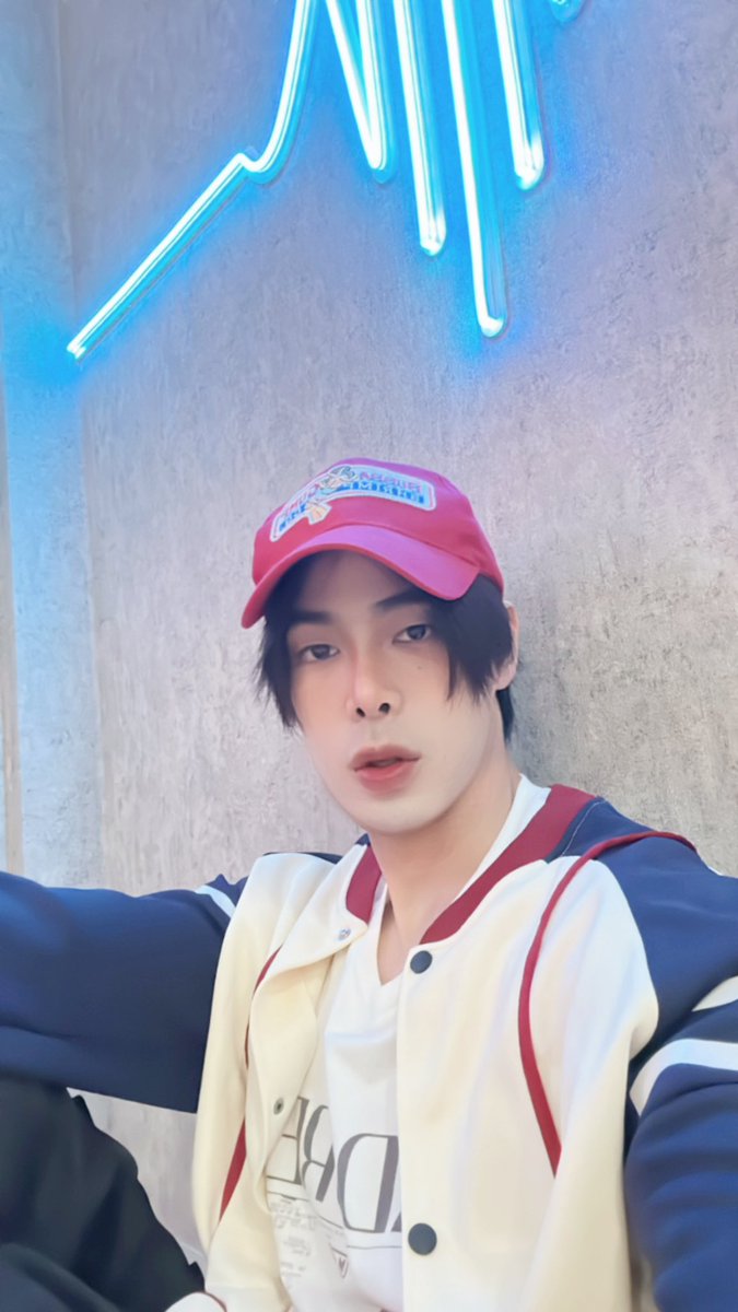 bestbesbestt's tweet photo. 90s boy

#arawillie #bestanavil #เด็กดื้อของวิลลี่ #naughties https://t.co/IQZmpK09k9