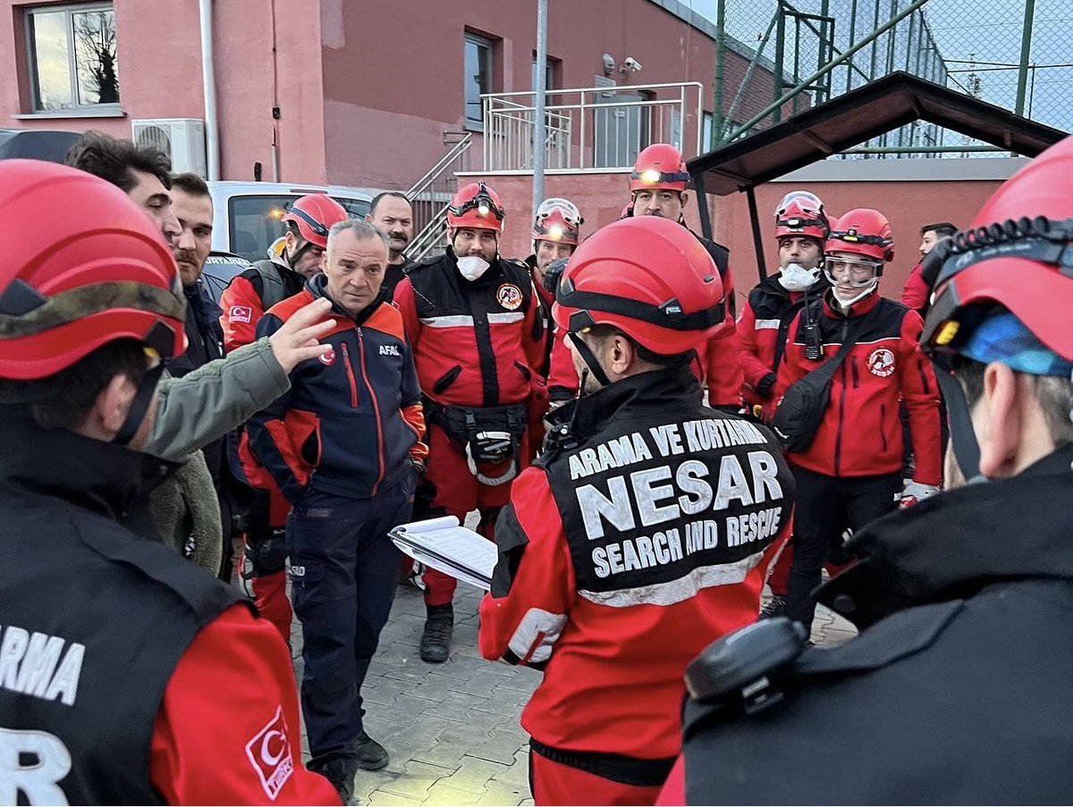 NESAR_SAR's tweet photo. Haftasonu Afad İstanbul Birlik Müdürlüğü Yeşilköy yerleşkesinde gerçekleştirilen akreditasyon sınavı uygulama eğitiminden görüntüler

#nesar
#nesaregitimde
#searchandrescue 
#volunteers https://t.co/Zkb4s1ay1G