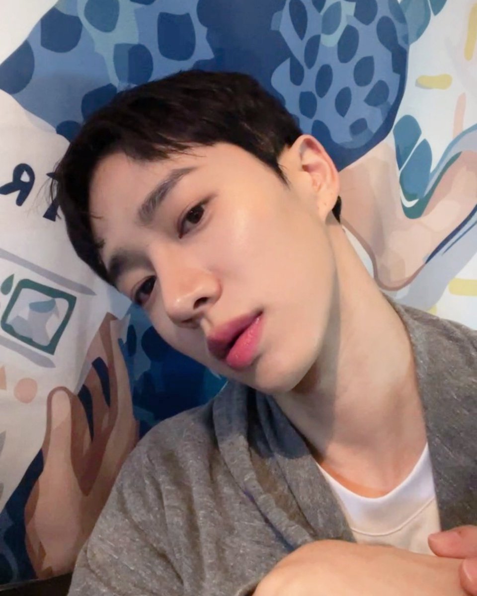 belovedyys's tweet photo. 기광이 이 각도 미쳤어,, 같은 캡처 8장이야,, https://t.co/LzKK2jOKAm
