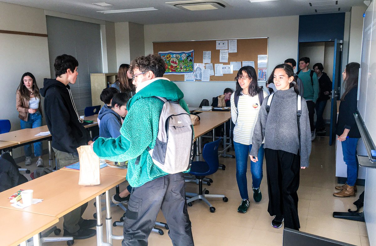 lfitokyo's tweet photo. 🌐✨ #ECHANGEFRANCOALLEMAND A LA #DSTY 🇫🇷🇩🇪
Les #élèvesgermanistes du #LFITokyo ont vécu une #journéemémorable à la #rencontre de leurs #correspondantsallemands.
#Découvertesculturelles, #jeuxbilingues, #repasconvivial – une #immersiontotale! 🤝💬
@aefeinfo
@fltfapee
@AEFEAP https://t.co/AkBd8TIxCD