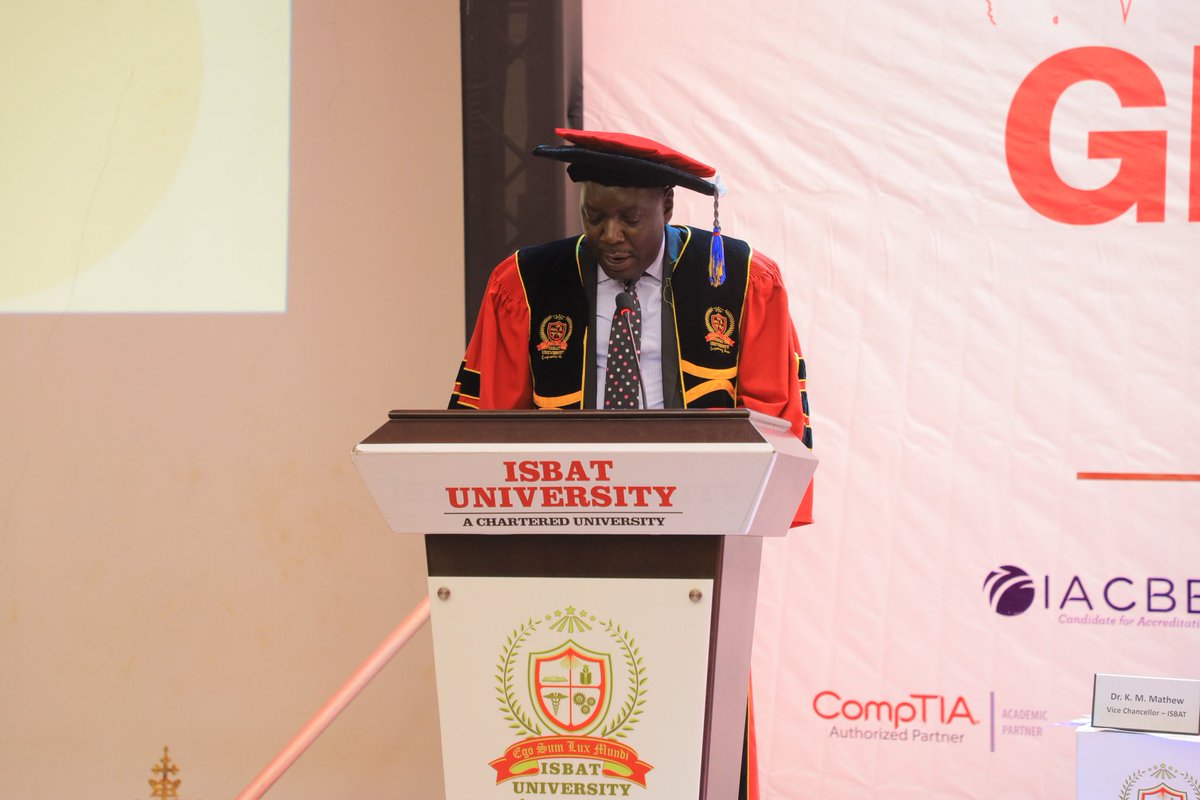 Congratulations to the brilliant minds of ISBAT University on their 16th graduation! 🌟 🎉 @wanyamaom1
ED @HESFBUG delivering a speech at the @isbatkampala  16th Graduation

 #StudentLoans2023  #EmpoweringDream

@Educ_SportsUg @GCICUganda @GovUganda
