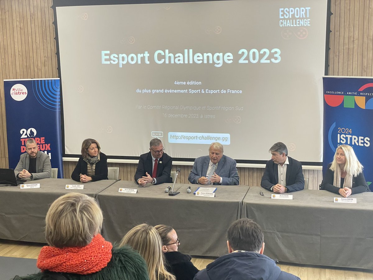 En ce moment-même au Complexe Sportif Le Podium <a href="/villeistres/">Ville d'Istres</a> pour la conférence de presse de présentation du <a href="/Esport_chall/">Esport Challenge</a> qui revient cette année pour la 4ème édition 🎮🥊