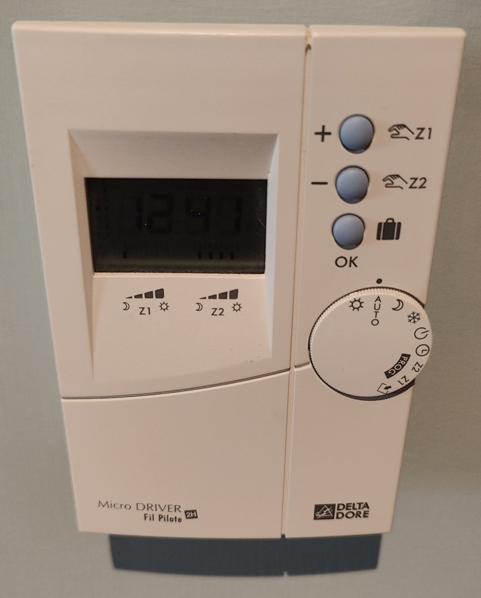 calum_ryan's tweet image. There must be a special place in Hell for the designers of central heating timer control interfaces