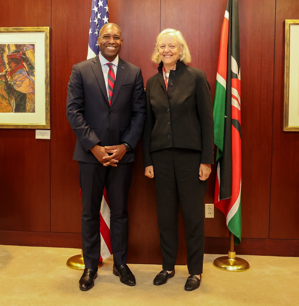 Met with @Uber Senior VP @TonyWest today to learn more about how the 🇺🇸 company's investments provide economic opportunities for thousands of Kenyans. Congrats on the launch of the new electric boda service! #Innovation