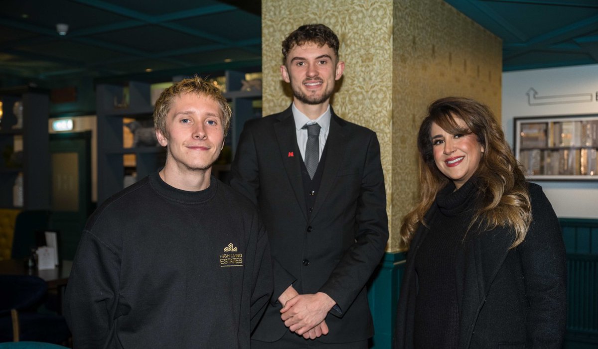 TheCircle_Event's tweet photo. As if it's already been a week since our latest event.

What a great evening at @Harrys_Cafe_Bar.

We have started putting plans in place for next year and can't wait to be back with you all.

Here are some more photographs from last week.📷

#JoinTheCircle #ThrowbackThursday https://t.co/KSsFrEt1xK