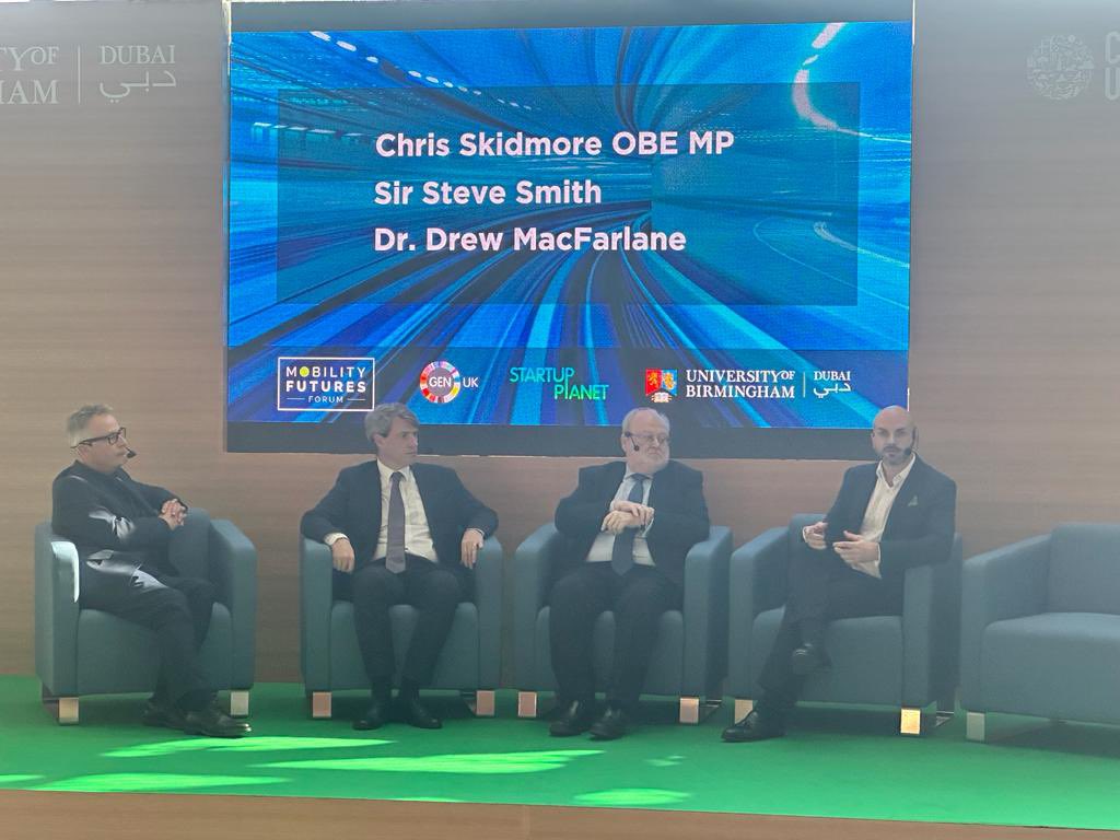 Delighted that @CSkidmoreUK , Sir Steve Smith & Drew MacFarlane were able to join us today at the #MobilityFuturesForum @birminghamdubai - Drew is the Head of QS World Rankings and noted @unibirmingham 35th place in the QS World Sustainsbility Rankings - birmingham.ac.uk/news/2023/univ…