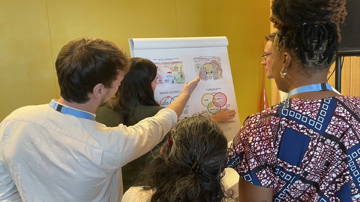 #DCDays23 in action! In this session, we explored the intersections between loss and damage, and adaptation. What came up? ▶️Colonial and patriarchal mindsets ▶️Appropriate and inclusive finance ▶️Including community voices ▶️Understanding the context