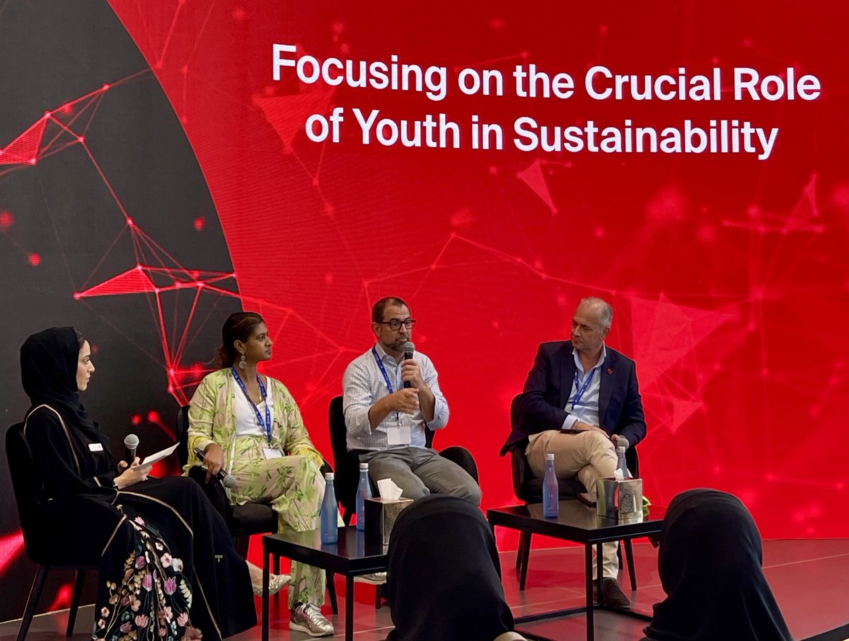 Empowering Change at COP28 UAE!
Our #YouthCouncil organised a panel discussion titled 'Driving Sustainability: The Strategies and Practices of Technology-driven Business,' moderated by Maha Taha Alajami and attended by our GCEO Dena Almansoori and our Youth Council members.