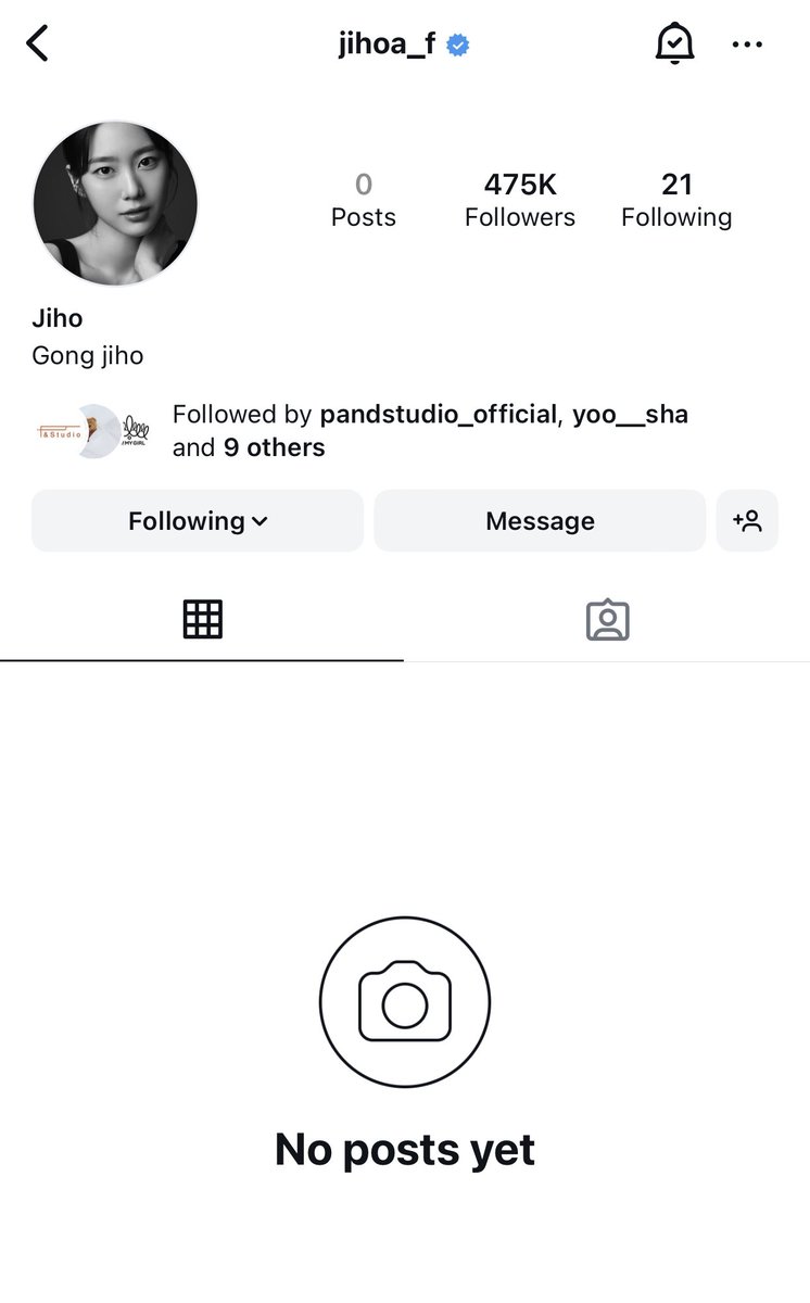 #Jiho has hidden (or deleted) all of her posts on Instagram.

In Korean, "Gong" is the number 0. The surname change therefore suggests a brand new start as an actress in her career. Hope this is a good sign for something big later‼️
#GongJiho #지호 #공지호